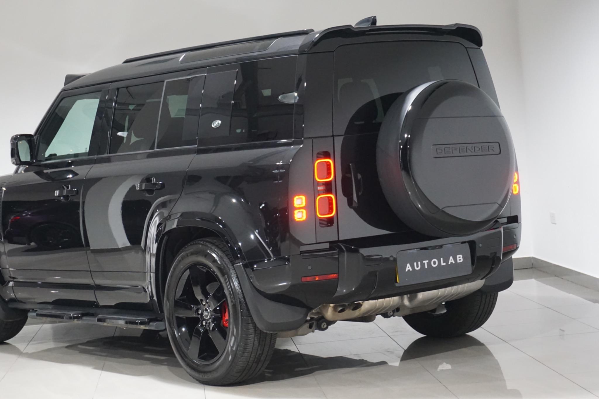 Land Rover Defender 110 3.0 D250 MHEV HSE Auto 4WD Euro 6 (s/s) 5dr